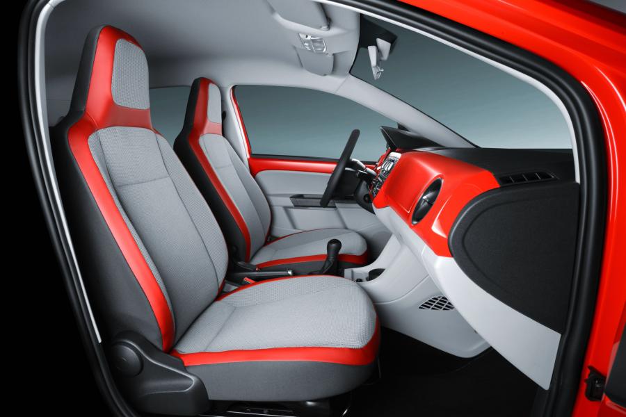 Интерьер Volkswagen up! 2016 года  (MX) (фото 18 из 18)